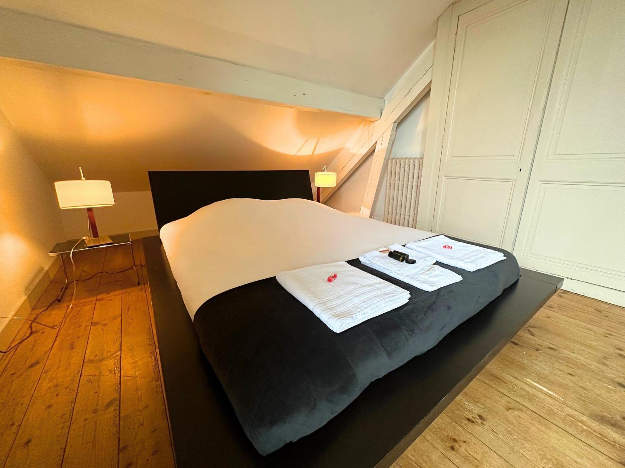 Villa Rennaissance - Proche Mer - Parking - Menage & Linge Inclus La Rochelle  Exterior foto